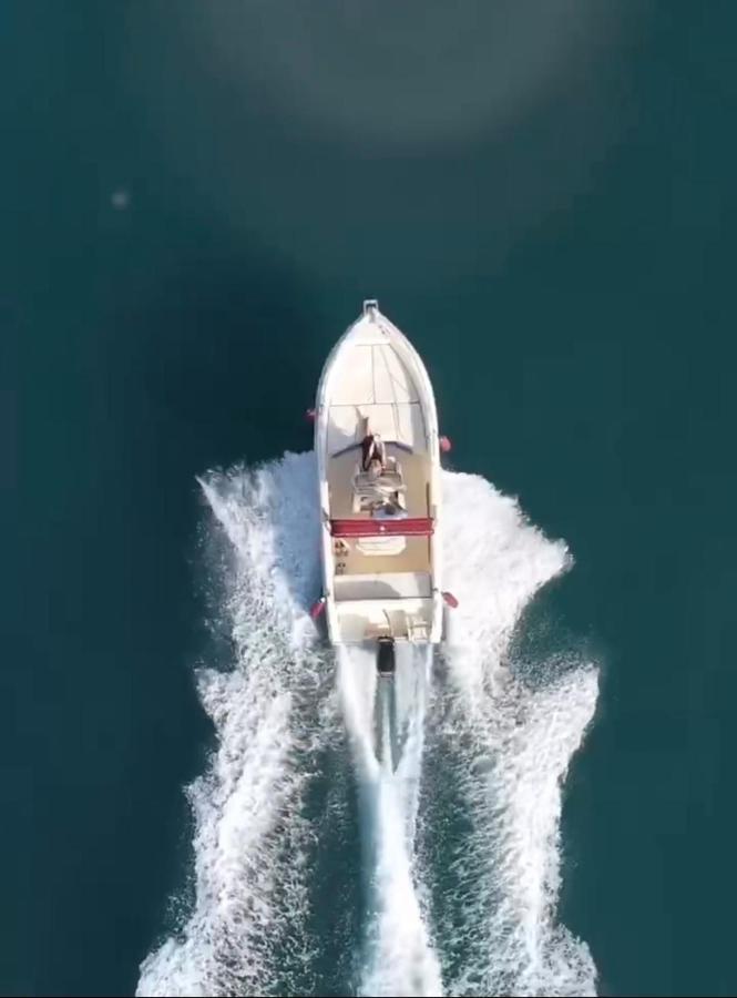 فيلا Glam House & Boat ساليرنو المظهر الخارجي الصورة